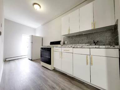 Main picture of 202 Ocean Ave