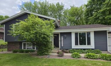 Main picture of N70W23707 Prides Rd