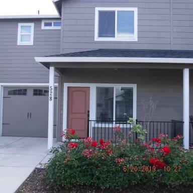 Main picture of 500 - 552 Gray Ct