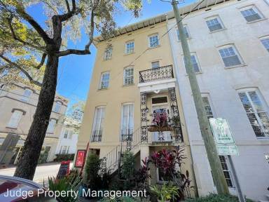 Main picture of 101 W Taylor St