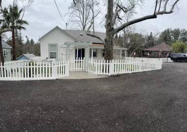 Main picture of 4107 Smallwood Ln