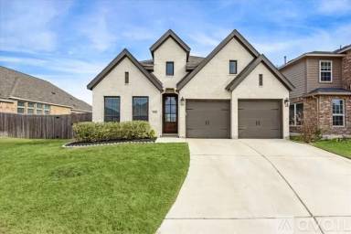 Main picture of 936 Blue Oak Blvd