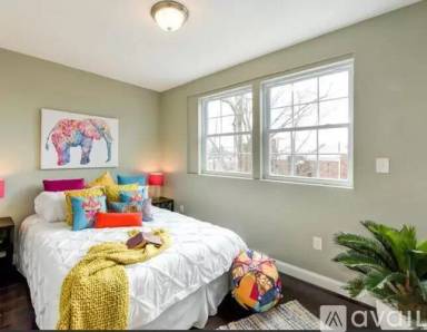 Main picture of 1343 Bryant St NE