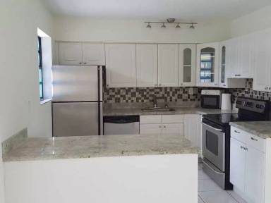 Main picture of 765 E Dayton Cir