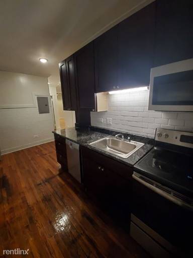 Main picture of 849 W Agatite Ave