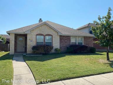 Main picture of 1310 Rusk Dr