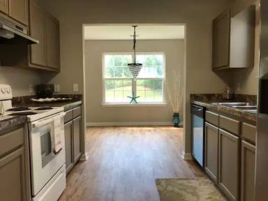Main picture of 837 Silvercrest Dr
