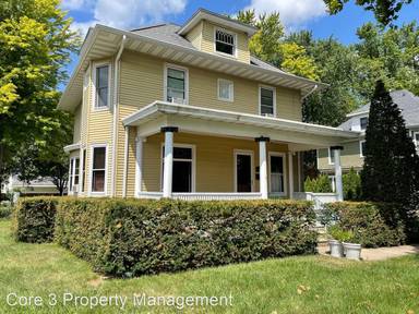Main picture of 1102 N Clinton Blvd