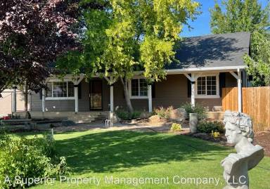 Main picture of 290 NW 28th St