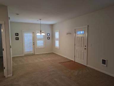 Main picture of 10829 NE Red Wing Way