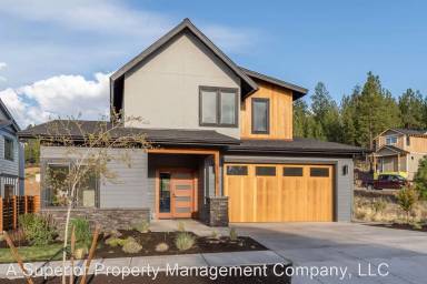 Main picture of 61130 Bachelor View Rd