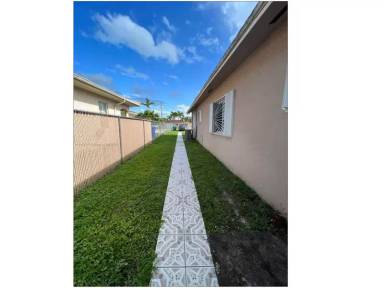 Main picture of 3513 SW 4th St