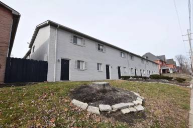 Main picture of 1271 Summit St
