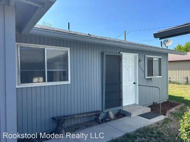 Main picture of 3236 Summers Ln