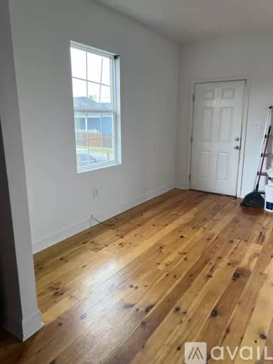 Main picture of 6525 Baccich St