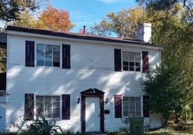 Main picture of 3963 S Court St