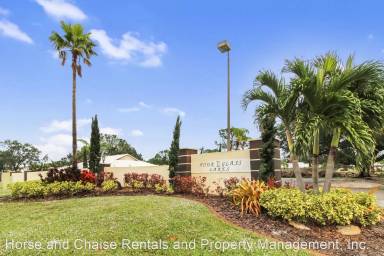 Main picture of 142 Drifting Sands Dr