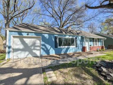 Main picture of 2320 W 76th St