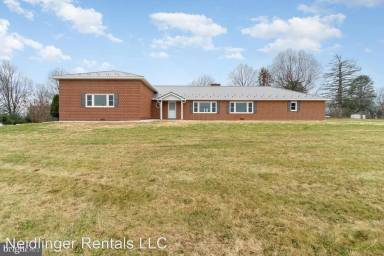 Main picture of 1270 Newville Rd