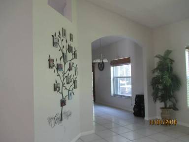 Main picture of 10501 SW 17th Ct