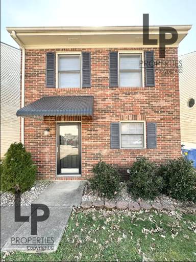Main picture of 1428 Deer Lake Cir