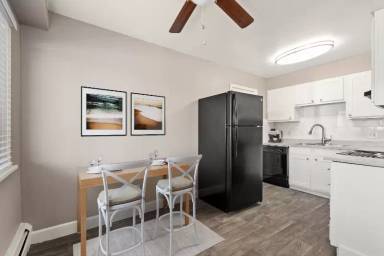 Main picture of 101 W Egbert St