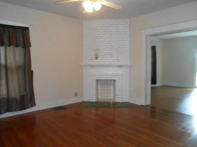 Main picture of 3924 Lockwood Ave