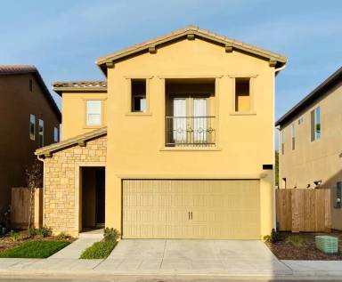 Main picture of 883 N Terra Cotta Dr