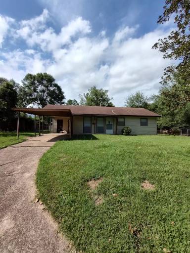 Main picture of 202 Dogwood St