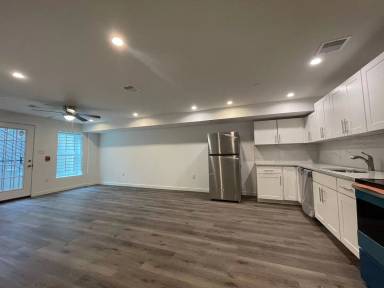 Main picture of 2366 Orthodox St