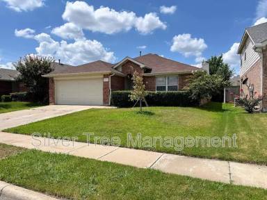 Main picture of 10316 Lake Ter