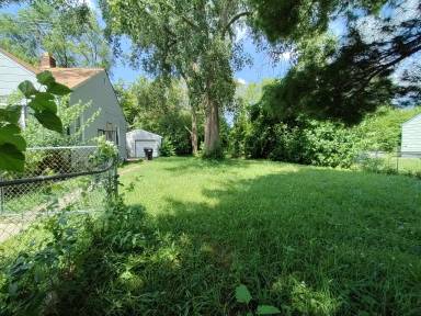 Main picture of 15639 Fairmount Dr