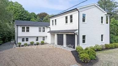 Main picture of 30 Grapevine Rd