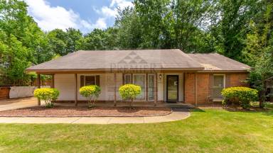 Main picture of 4811 Bridlewood Dr