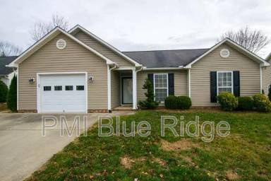 Main picture of 32 N Sunberry Trl