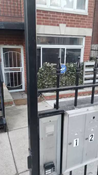 Main picture of 2529 W Flournoy St