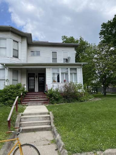 Main picture of 504 W Main St