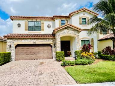 Main picture of 8979 Gulf Run Way