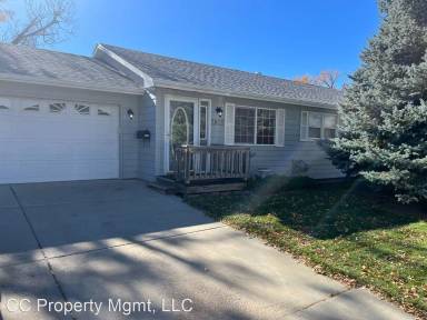 Main picture of 2805 W Flormann St