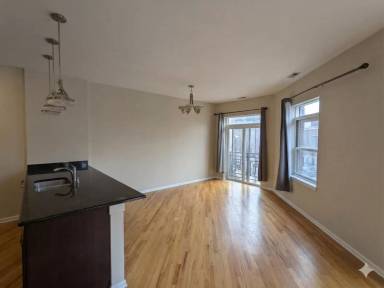 Main picture of University Village Condo Association