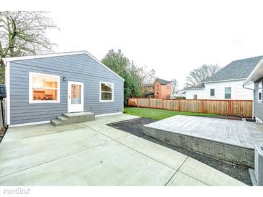 Main picture of 6235 NE 14th Ave