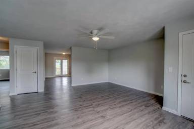Main picture of 821 Park Entrance Pl