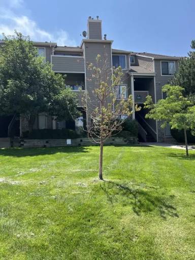 Main picture of 7408 S Alkire St