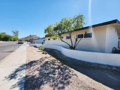 Main picture of 9644 N 11th Ave