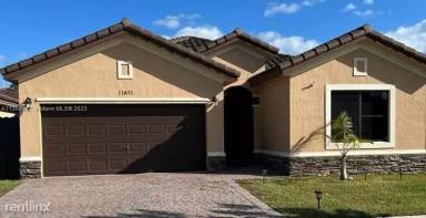 Main picture of 11831 SW 228th Ln