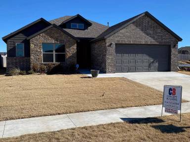Main picture of 5201 S Walnut Creek Dr