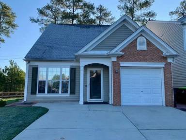Main picture of 132 Brentfield Loop