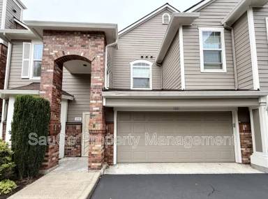 Main picture of 1231 NE Horizon Loop