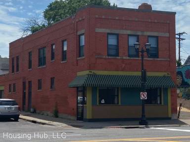 Main picture of 796 7th St E