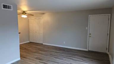 Main picture of 6948 Colonial Woods Dr